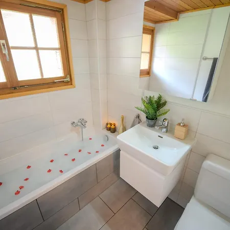 Aux Portes Du Soleil Avec Balcon Apartamento Val dʼIlliez